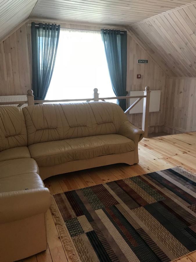 Готельно-Ресторанний Комплекс Прованс Парк Potschajiw Exterior foto