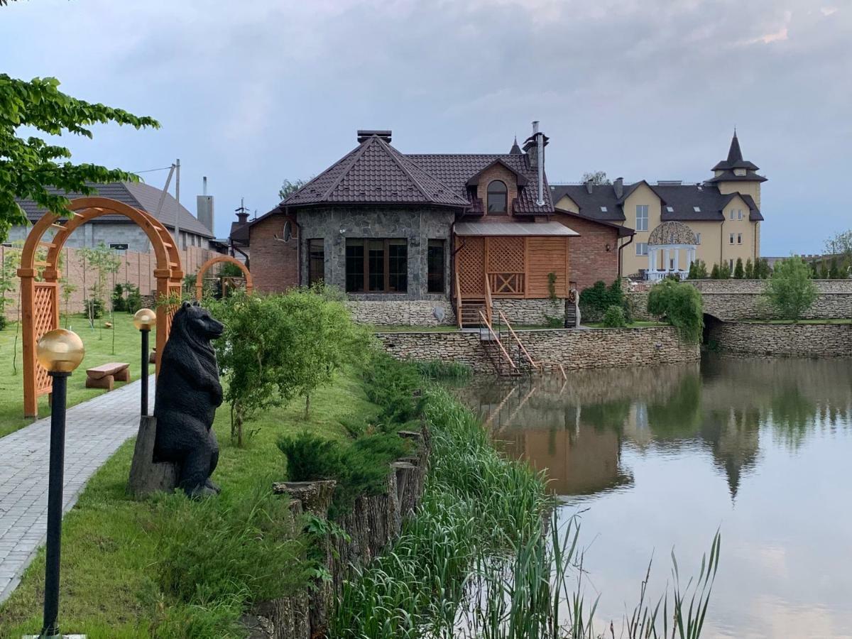 Готельно-Ресторанний Комплекс Прованс Парк Potschajiw Exterior foto